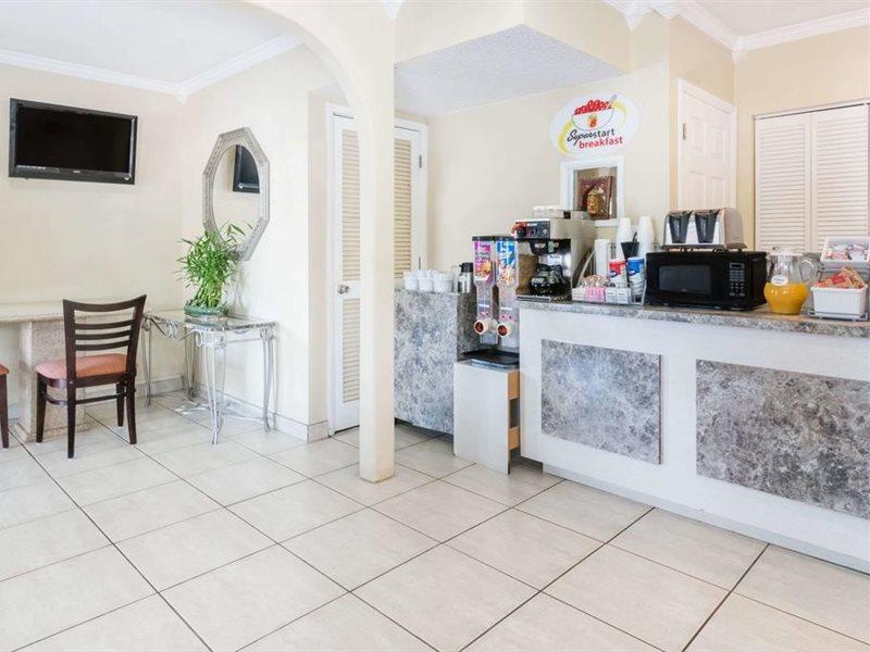 Super 8 By Wyndham Ft Walton Beach Fort Walton Beach Eksteriør billede