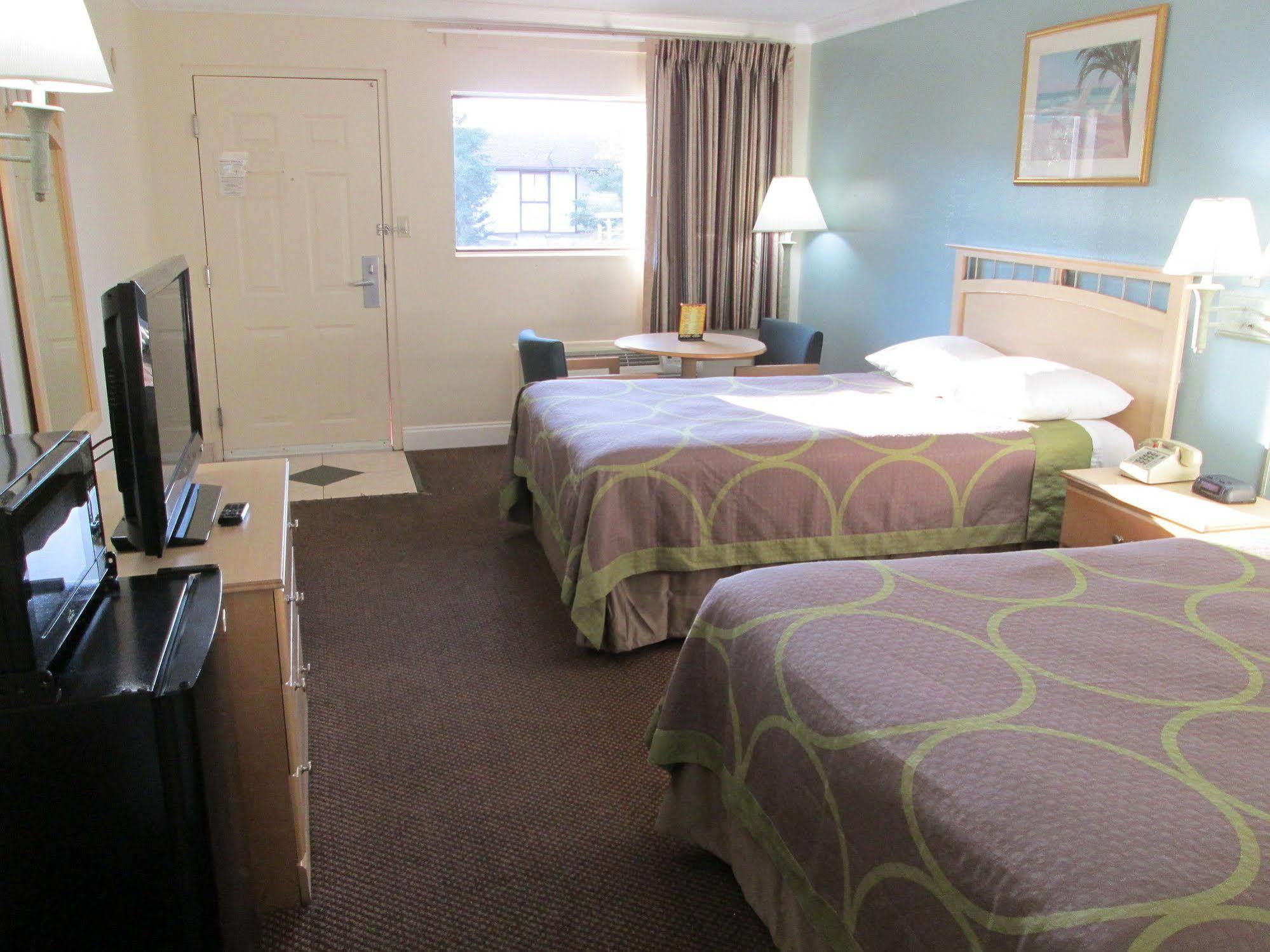 Super 8 By Wyndham Ft Walton Beach Fort Walton Beach Eksteriør billede